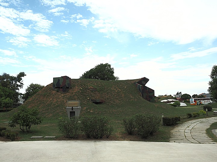 金寧 林厝砲陣地、胡璉紀念館、石蚵產業文化館 — 曾經為殺戳戰場，隨著時代轉變為和平紀念園區 — 盛夏金門四日行 金寧篇 第1部