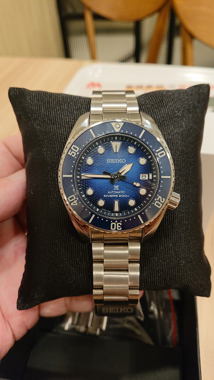 開箱：SEIKO PROSPEX KING SUMO 藍陶瓷圈潛水錶