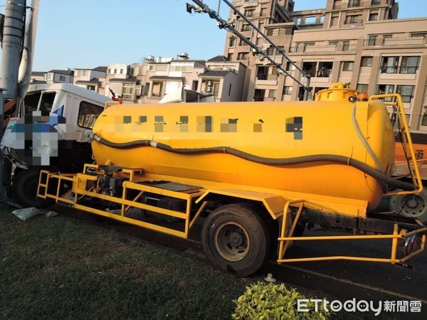 沙鹿向上路運水車剎不住追撞4車撞毀500萬元測速器恐慘賠
