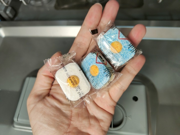 大家都是用哪牌的洗碗機專用清潔劑?