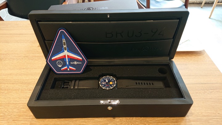 開箱：Bell & Ross 法國巡邏兵飛行表演隊計時碼錶