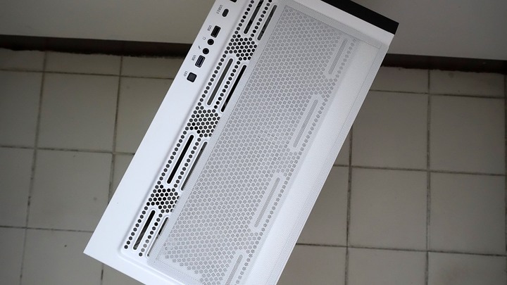 【開箱】白色控的新選擇!!｜DarkFlash DLX21 & S101開箱