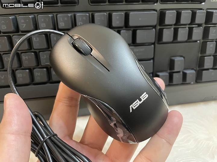 就算不懂電腦也可以很電競, ASUS G15CF 試玩心得分享