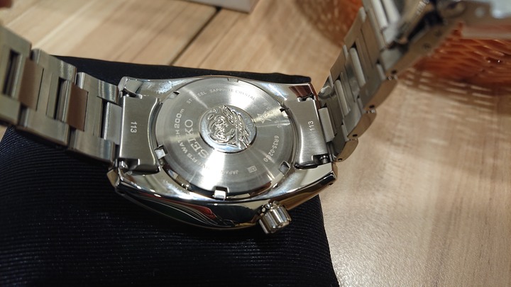 開箱：SEIKO PROSPEX KING SUMO 藍陶瓷圈潛水錶