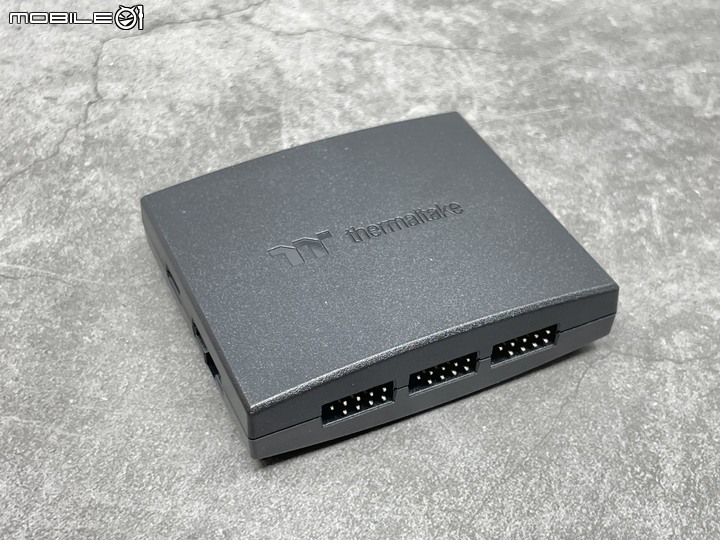 [開箱] 可拆可換 TT 耀影 SWAFAN RGB 風扇