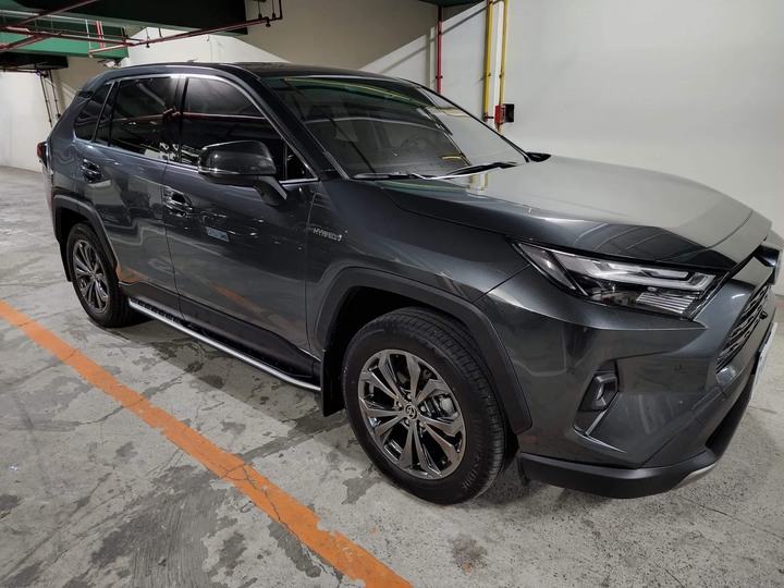 RAV4 2022年二驅油電旗艦版 舞豬舞狗亂改