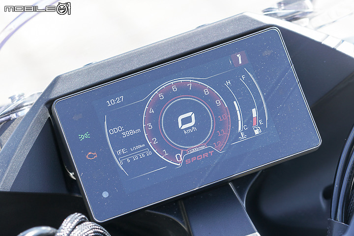 CFMOTO 300SR 試駕|操控中規中矩 配備相對超值