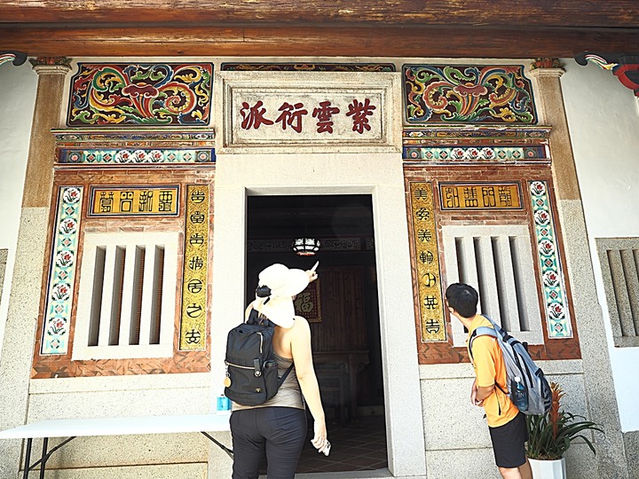 「有水頭富,無水頭厝」之前水頭中界洋樓群 — 金水國小、得月樓、僑鄉文化館、黃永遷、黃永鑿兄弟洋樓(水頭42號洋樓) — 盛夏金門四日行 金城篇 第1部