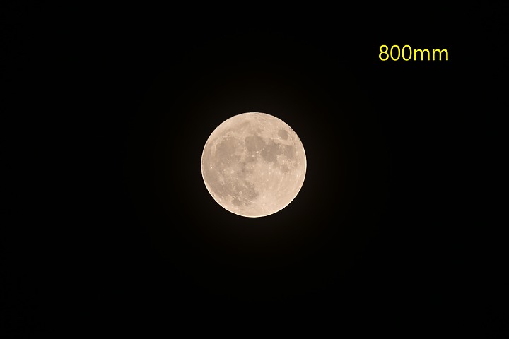 2022年中秋月：最大3680mm拍攝，Z9+863PF+2.0X的2.3XCrop所拍。