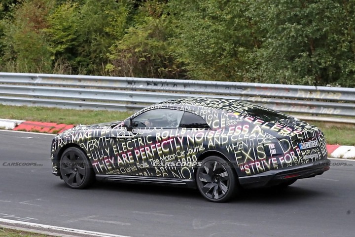 電動勞斯萊斯要來了純電Rolls-Royce Spectre現身紐柏林北賽道!