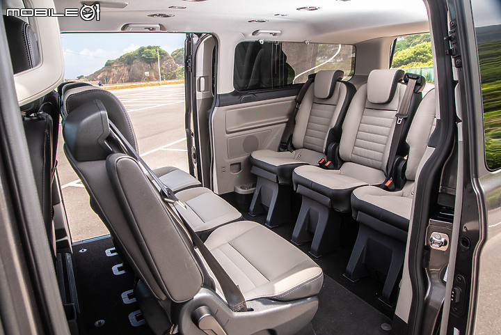 Ford Tourneo Custom八座豪華型試駕|新年式選擇更豐富,商務、家用兩相宜!