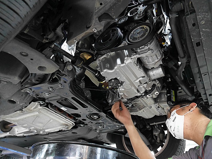 ŠKODA OCTAVIA COMBI 1.0TSI e-TEC 15,000km保養全紀錄,巧遇【ŠKODA x Rakuten Monkeys 樂天桃猿一日店長】台北場