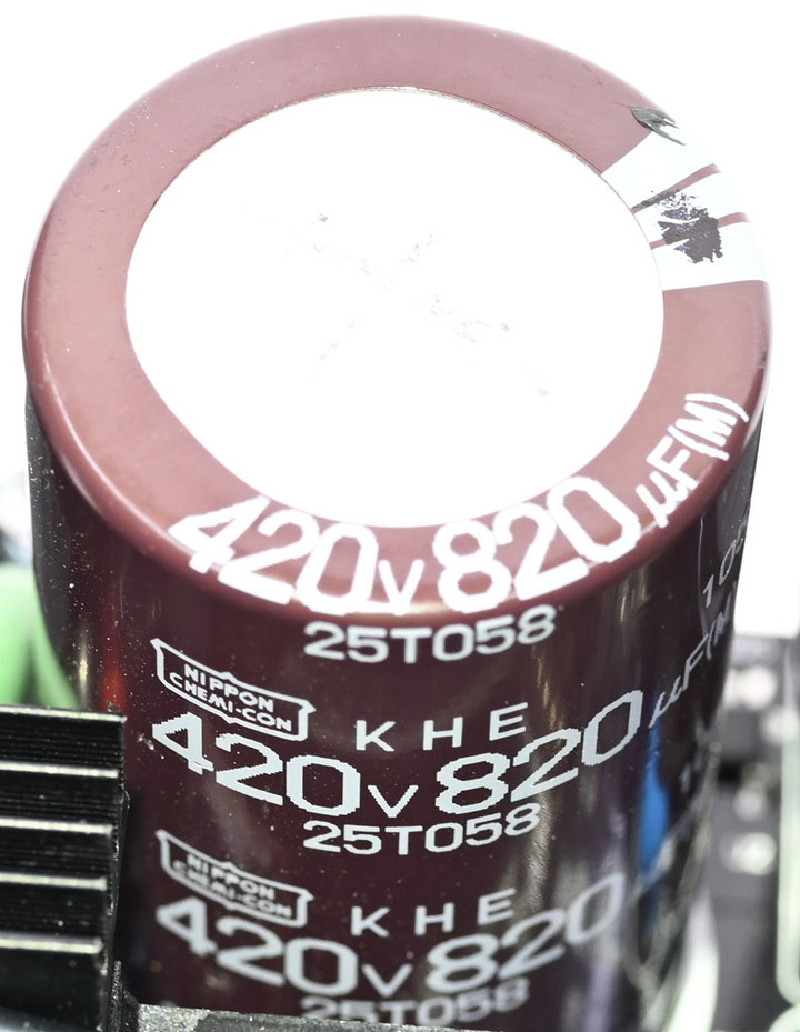 Thermaltake TOUGHPOWER GF3 1000W金牌全模組化電源開箱