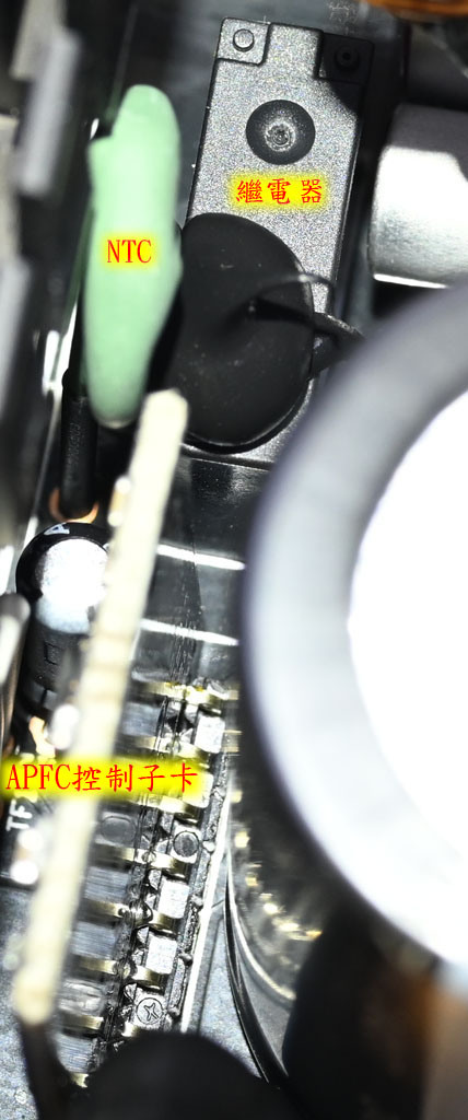 CORSAIR RM1000e 1000W金牌全模組化電源開箱
