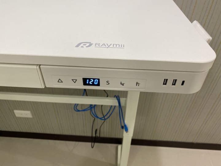 ［開箱與心得］瑞米VN-16升降桌 兩個華碩螢幕加上Raymii LSU-7 螢幕支架 及其他配件