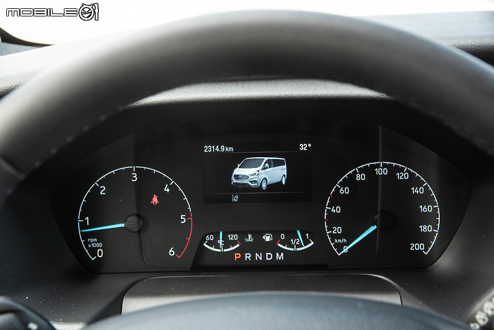 Ford Tourneo Custom八座豪華型試駕|新年式選擇更豐富,商務、家用兩相宜!