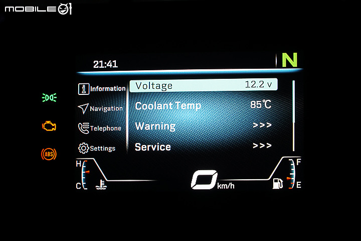 CFMOTO 300SR 試駕|操控中規中矩 配備相對超值