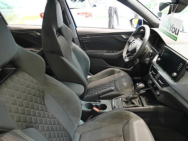 ŠKODA OCTAVIA COMBI 1.0TSI e-TEC 15,000km保養全紀錄,巧遇【ŠKODA x Rakuten Monkeys 樂天桃猿一日店長】台北場