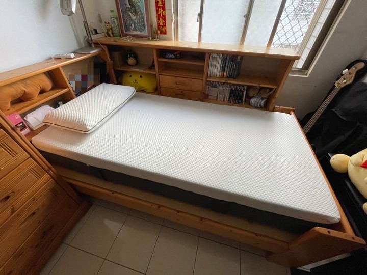 【開箱】登大人 自己買的第一張床墊！