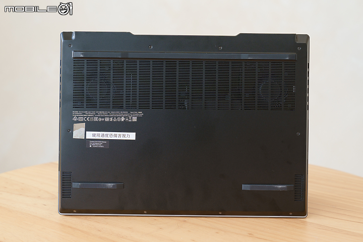 Lenovo Legion 7i Gen7 實測報告|突破效能深度的軍團王者!