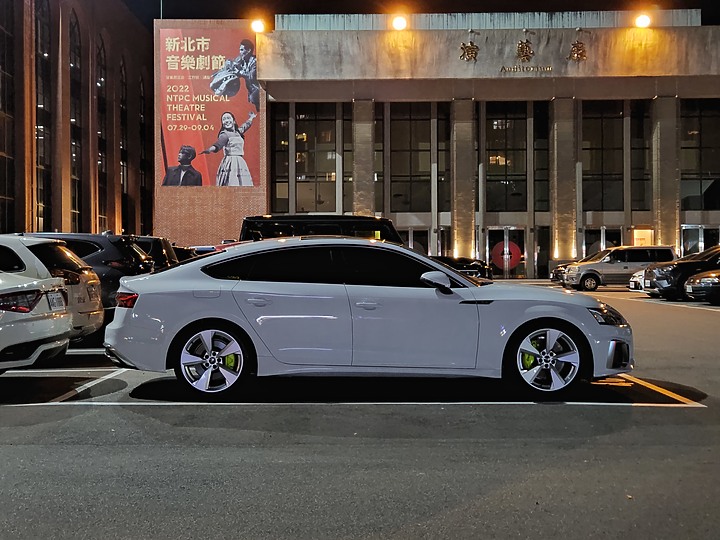 (圓夢開箱) 2022年式 Audi A5 Sportback 45 TFSI quattro S-line(新增動畫尾燈)