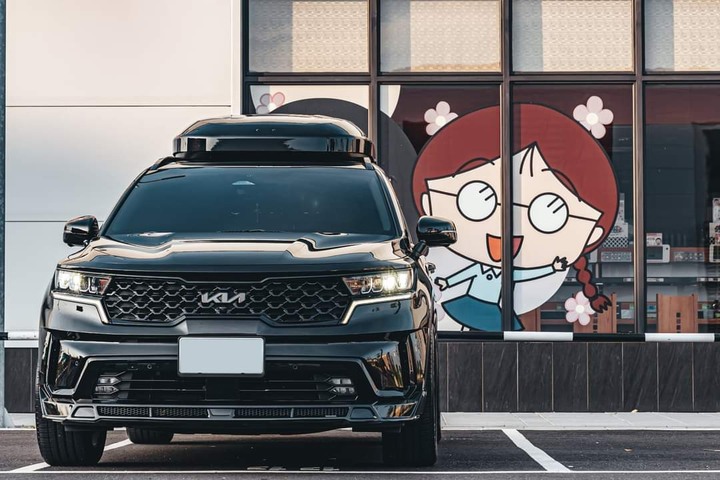 KIA SORENTO BLACK LINE