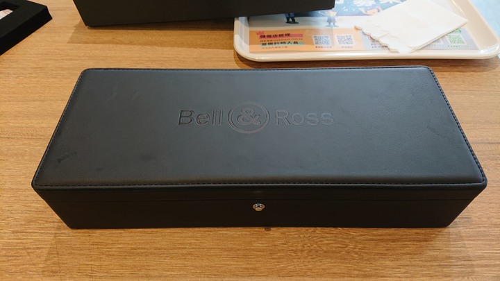 開箱：Bell & Ross 法國巡邏兵飛行表演隊計時碼錶