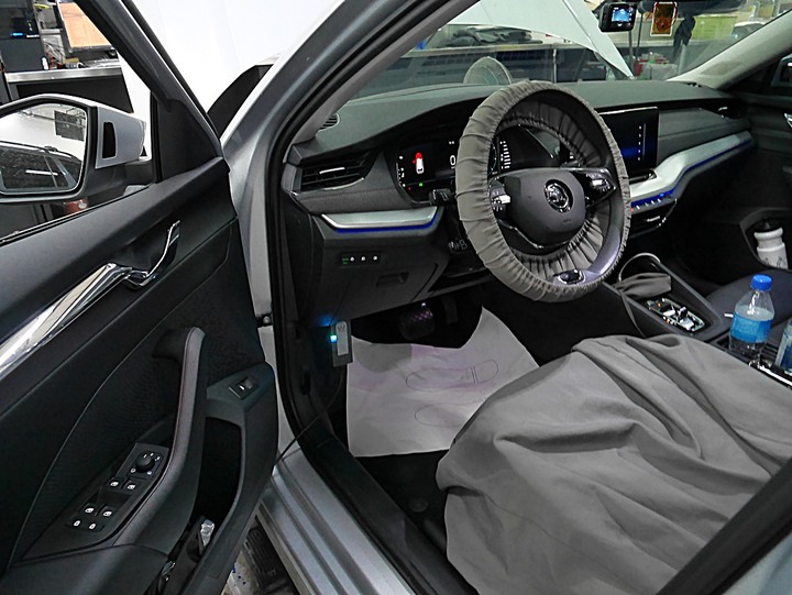 ŠKODA OCTAVIA COMBI 1.0TSI e-TEC 15,000km保養全紀錄,巧遇【ŠKODA x Rakuten Monkeys 樂天桃猿一日店長】台北場