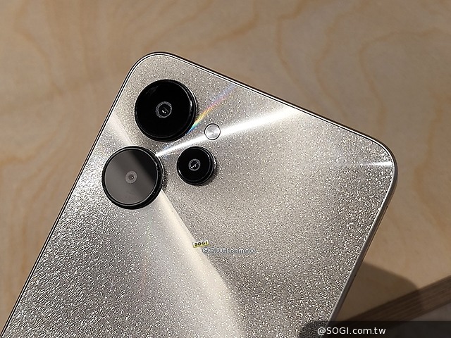 Realme的新中階手機9i 5G