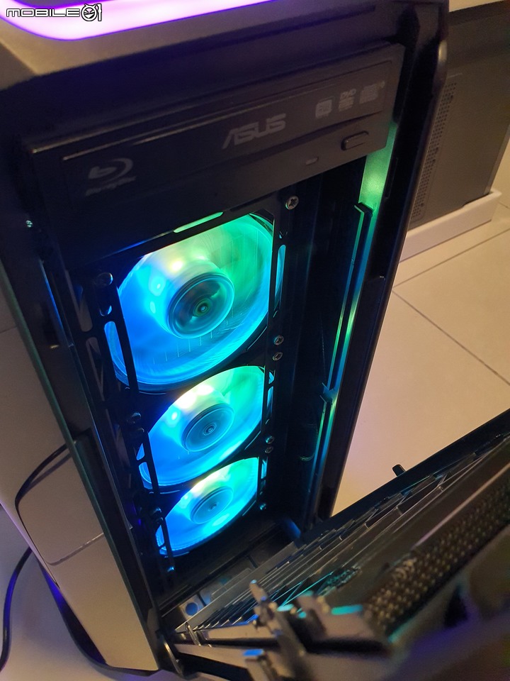 點我看大圖 閃閃惹人愛~酷媽360水冷風散升級至ASUS TUF TF120風散組