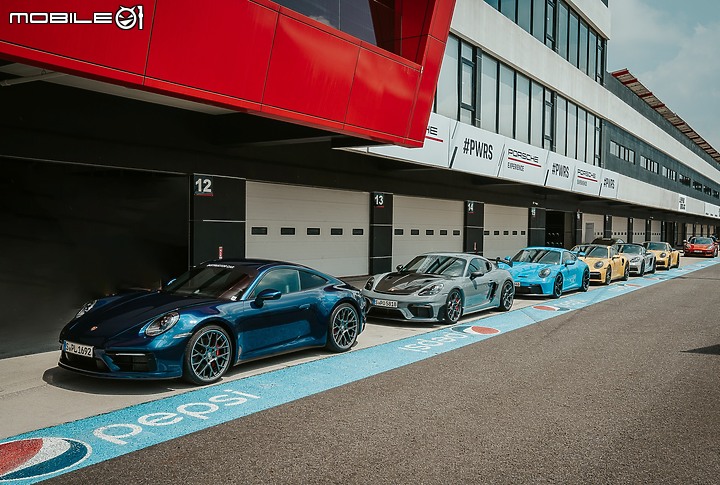 Porsche 718 Cayman GT4 RS麗寶賽道體驗 │ 直擊腦門的九千轉轟鳴,更不負賽道機器的威名!