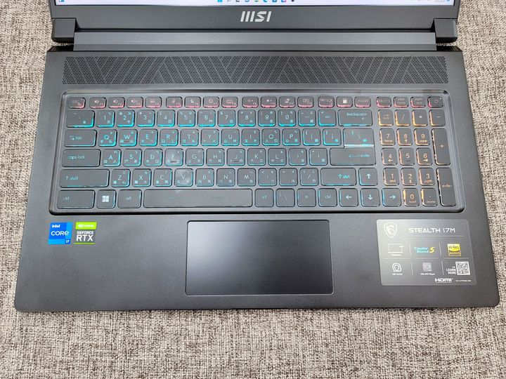 文書機跳電競筆電初體驗, MSI Stealth 17M開箱