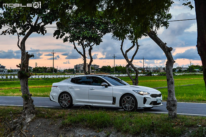 開車遊四方 Vol.13 拒走雪隧的任性宜蘭之旅｜feat. Kia Stinger 3.3 GT AWD