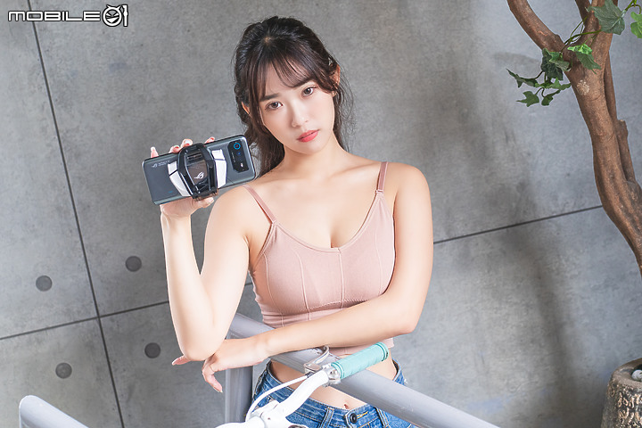 ASUS ROG Phone 6D Ultimate|天璣9000+佐散熱閥 成就冷卻新境界