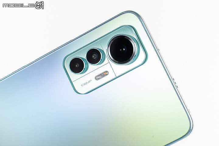 小米12 Lite / Nothing Phone(1)比較│穩健與新潮的中階對決!