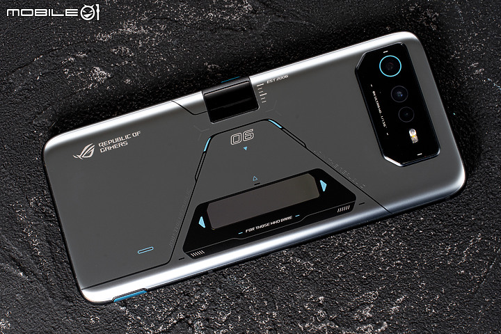 ASUS ROG Phone 6D Ultimate|天璣9000+佐散熱閥 成就冷卻新境界