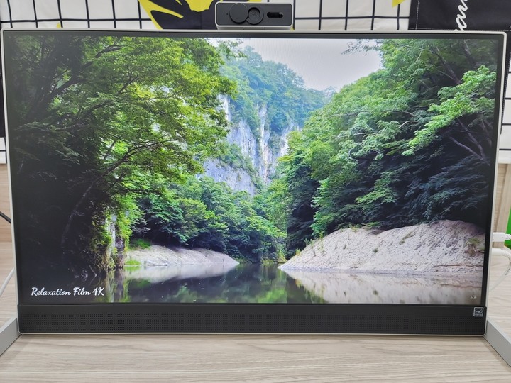 可掛可立 LG Libero 27BQ70QC簡單開箱