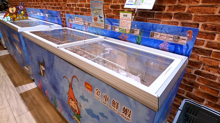 【親子景點 | 遊記】全台唯一的近距離鯊魚餵食體驗,來這裡就對啦