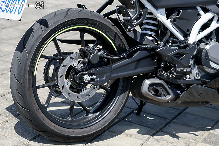 CFMOTO 300SR 試駕|操控中規中矩 配備相對超值