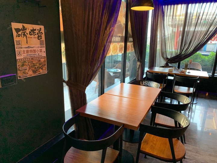 新發現的恆春特色美食：碳味蕾戶外庭園餐廳╱餐酒館，在地優惠多多