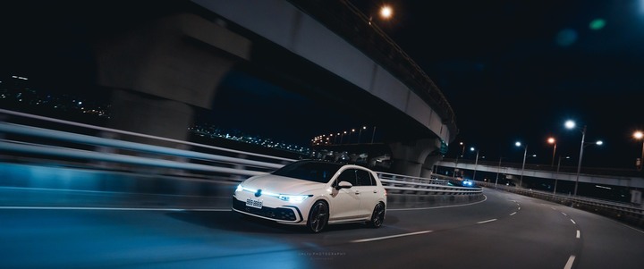 點我看大圖 Golf GTI 8 x 台灣首都高 寫真分享