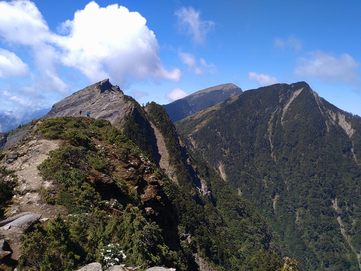 南台灣的合歡山-南橫三星(山)