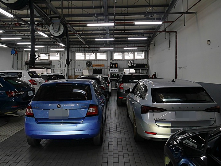 ŠKODA OCTAVIA COMBI 1.0TSI e-TEC 15,000km保養全紀錄,巧遇【ŠKODA x Rakuten Monkeys 樂天桃猿一日店長】台北場