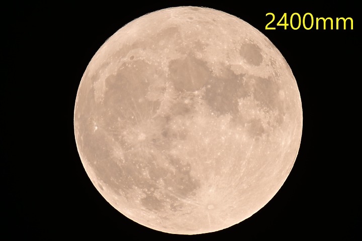 2022年中秋月：最大3680mm拍攝，Z9+863PF+2.0X的2.3XCrop所拍。