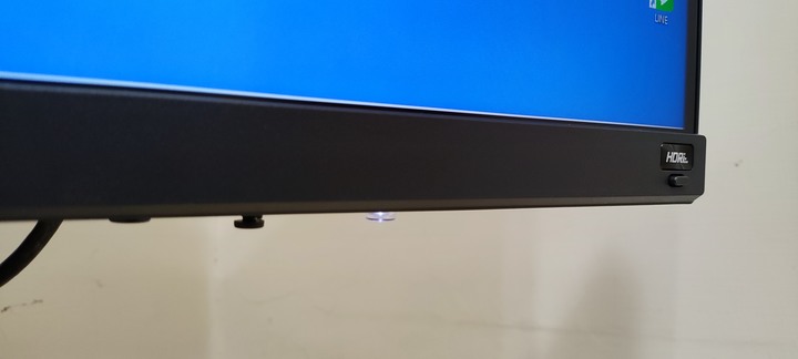 新電競螢幕BenQ EX240N開箱