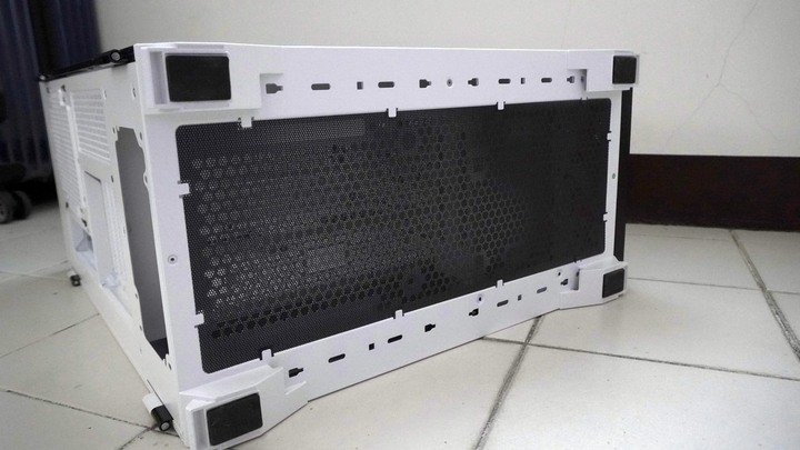 【開箱】白色控的新選擇!!｜DarkFlash DLX21 & S101開箱