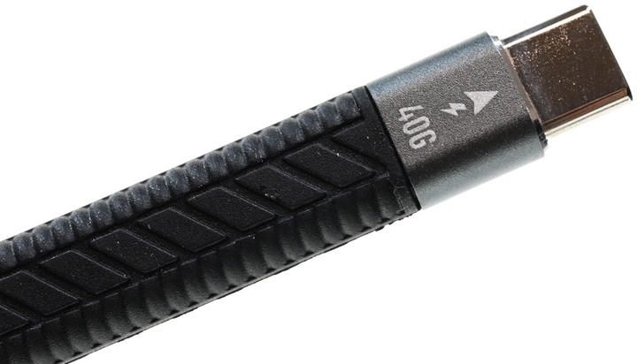 noda 40Gbps Type-C to Type-C傳輸扁線簡介及測試