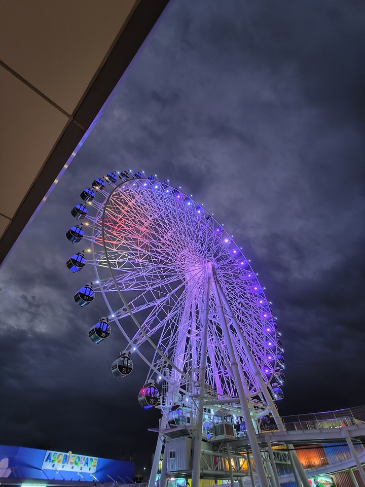 ZenFone 9夜景模式照片 來蓋大樓吧!