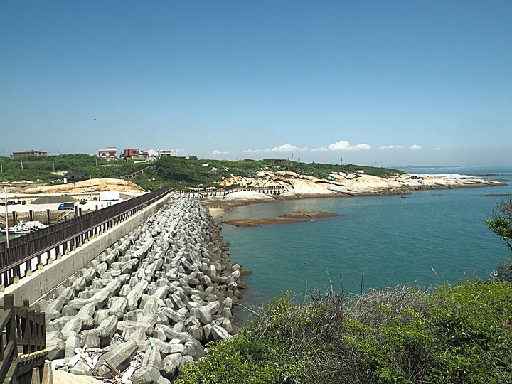 復國墩、南石滬公園、料羅灣，無敵海景看到飽，附贈「喊泉」設施 — 盛夏金門四日行金湖篇 第3部