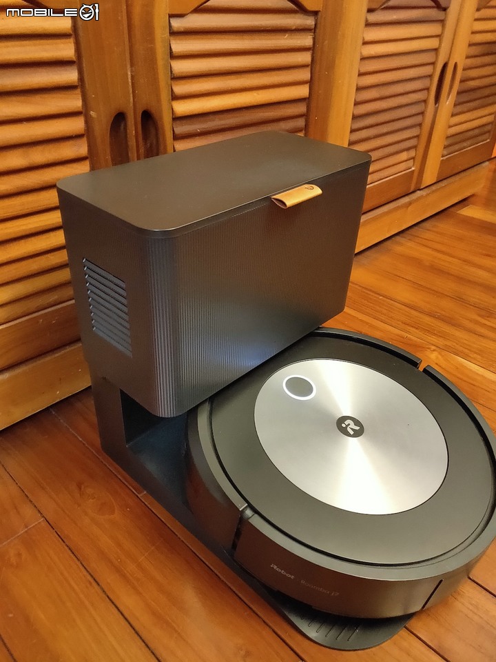點我看大圖 隊友確診後才讓我們發現新大陸 irobot m6 拖地兩周小心得!